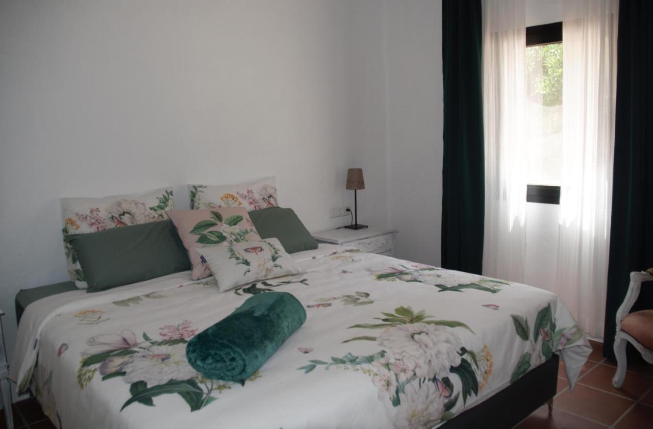 Boutique B&B El Refugio Alcaucín Exteriör bild